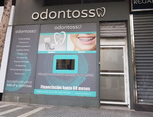 Odontoss instalaciones y personal de la clínica Galvez