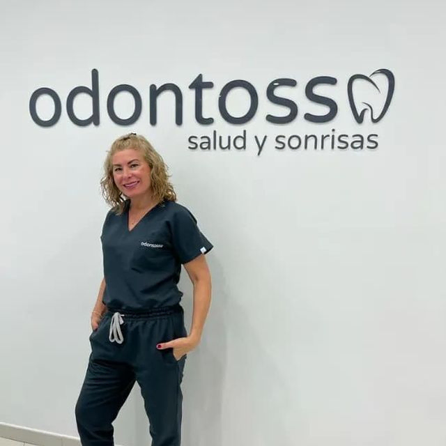 Odontoss instalaciones y personal clínica Antequera